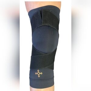 Tommie Copper 2 pack Adjustable Knee Sleeve Size XL NWOT